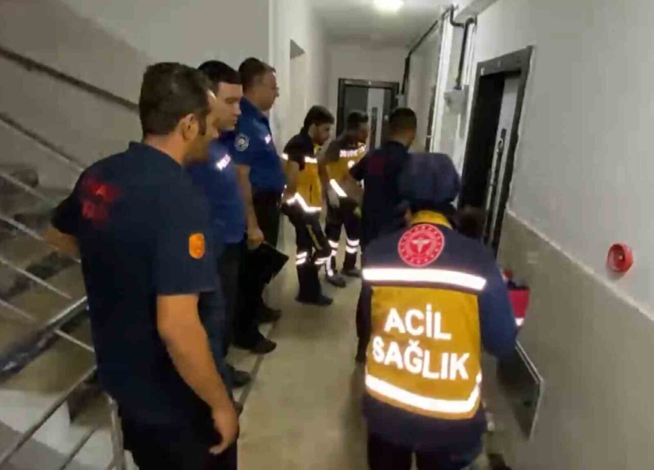Aksaray’da tartıştıktan sonra eşinin eve kilitleyip gittiği kadın, evde bulduğu