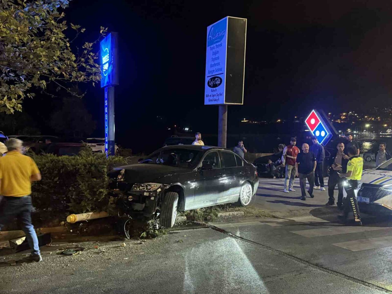 Zonguldak eski belediye başkanı İsmail Eşref’in içinde bulunduğu araç, tır