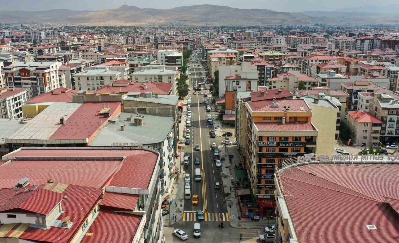 Van Büyükşehir Belediyesi tarafından kısa bir süre önce yenileme çalışmaları