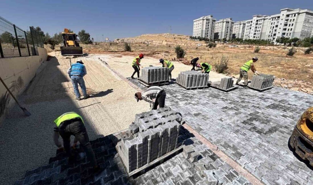 Eyyübiye Belediye Başkanı Mehmet Kuş’un ilçe genelinde başlattığı ulaşım atağı,