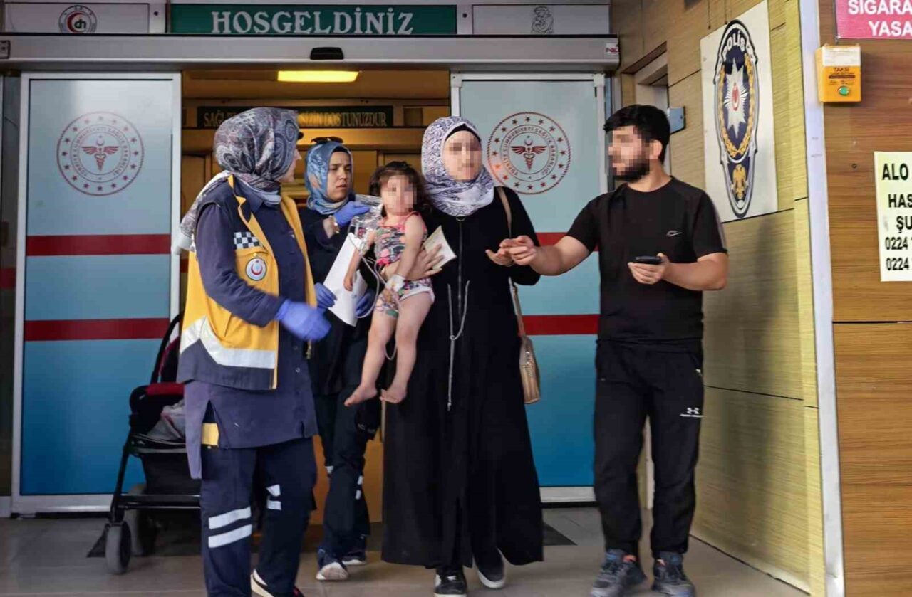 Bursa’nın İnegöl ilçesinde fare zehri yiyen 2 yaşındaki çocuk hastanede