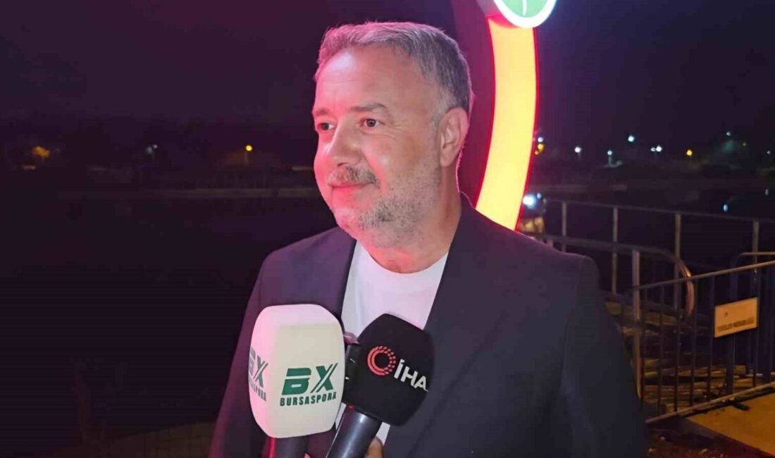 Osmangazi Belediyespor Başkanı Fatih Karayılan, voleybol takımının Arabica Coffee House