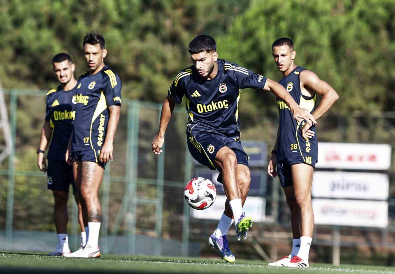 Fenerbahçe, yarın akşam deplasmanda Göztepe ile oynayacağı Trendyol Süper Lig