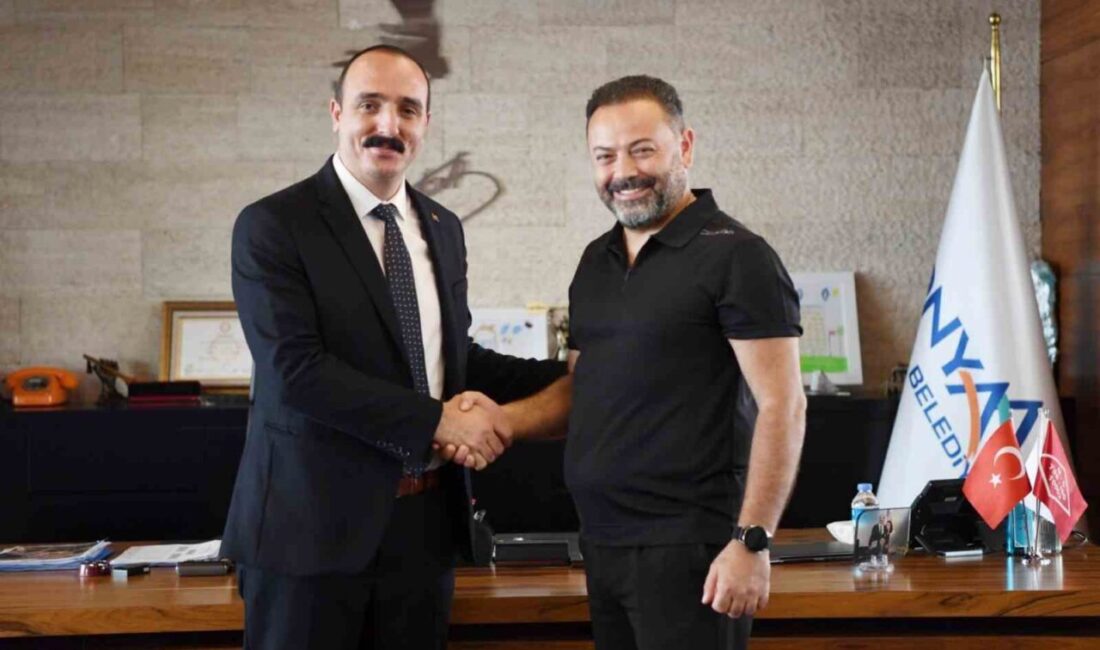 Konyaaltı Belediye Başkanı Cem Kotan’ın desteğiyle ilçeye iki yeni türkü