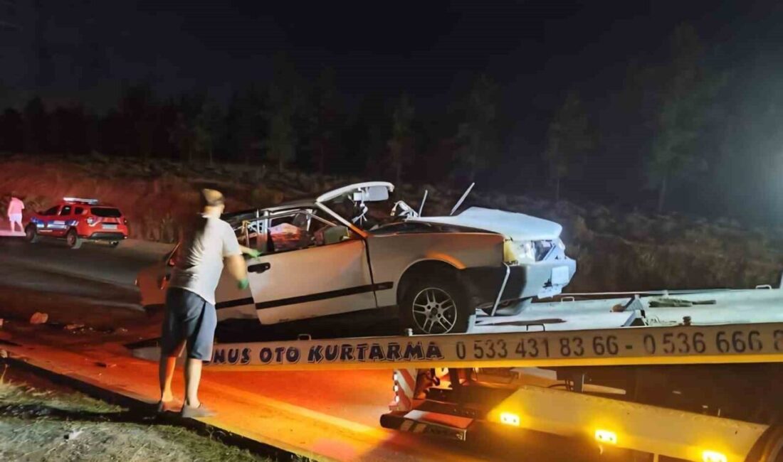 Muğla’nın Fethiye ilçesinde iki otomobilin çarpışması sonucu ağır yaralanan 17