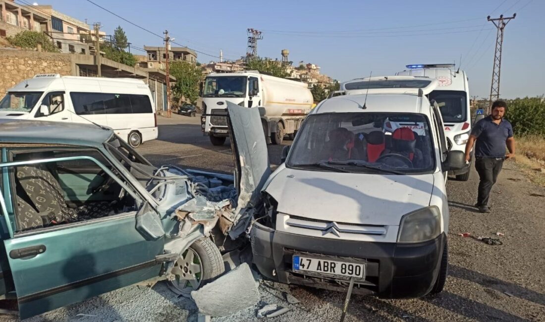 Batman’ın Gercüş ilçesinde Fiat Tofaş ile hafif ticari aracın çarpıştığı