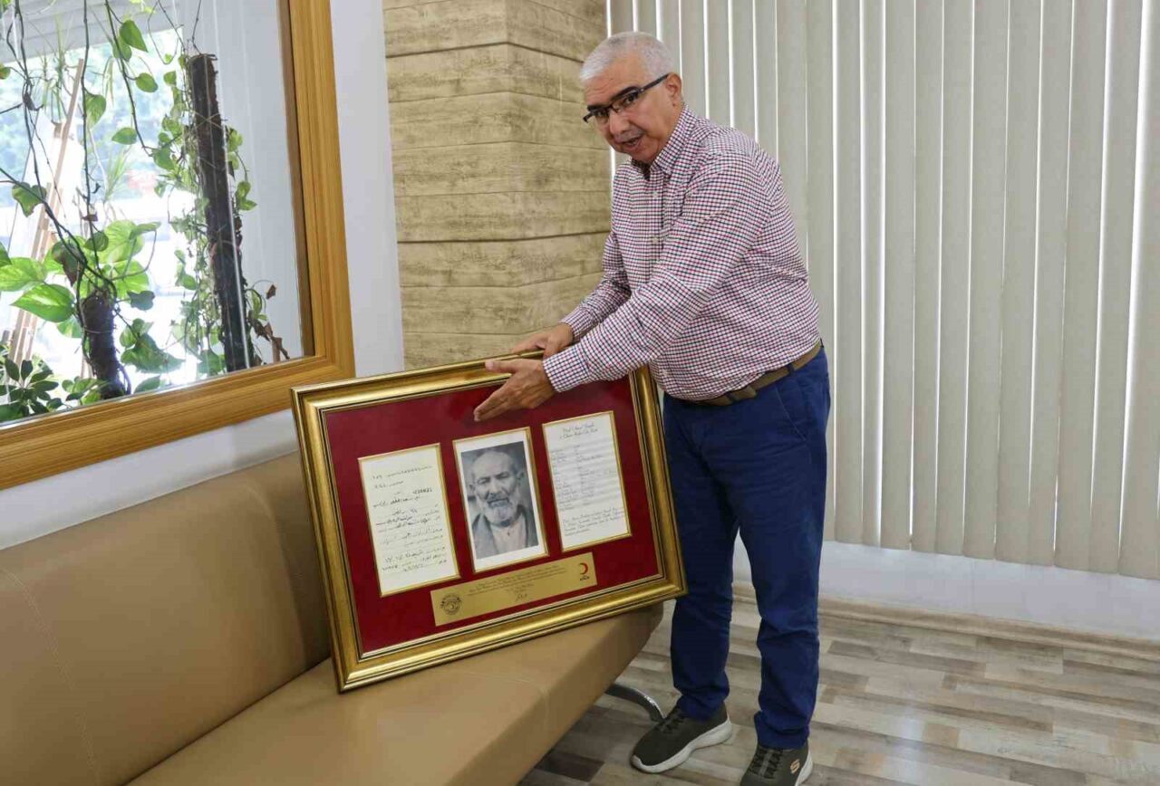 Türk Kızılay Genel Sekreteri Ramazan Saygılı, dedesi Onbaşı Yusuf (Hoca)