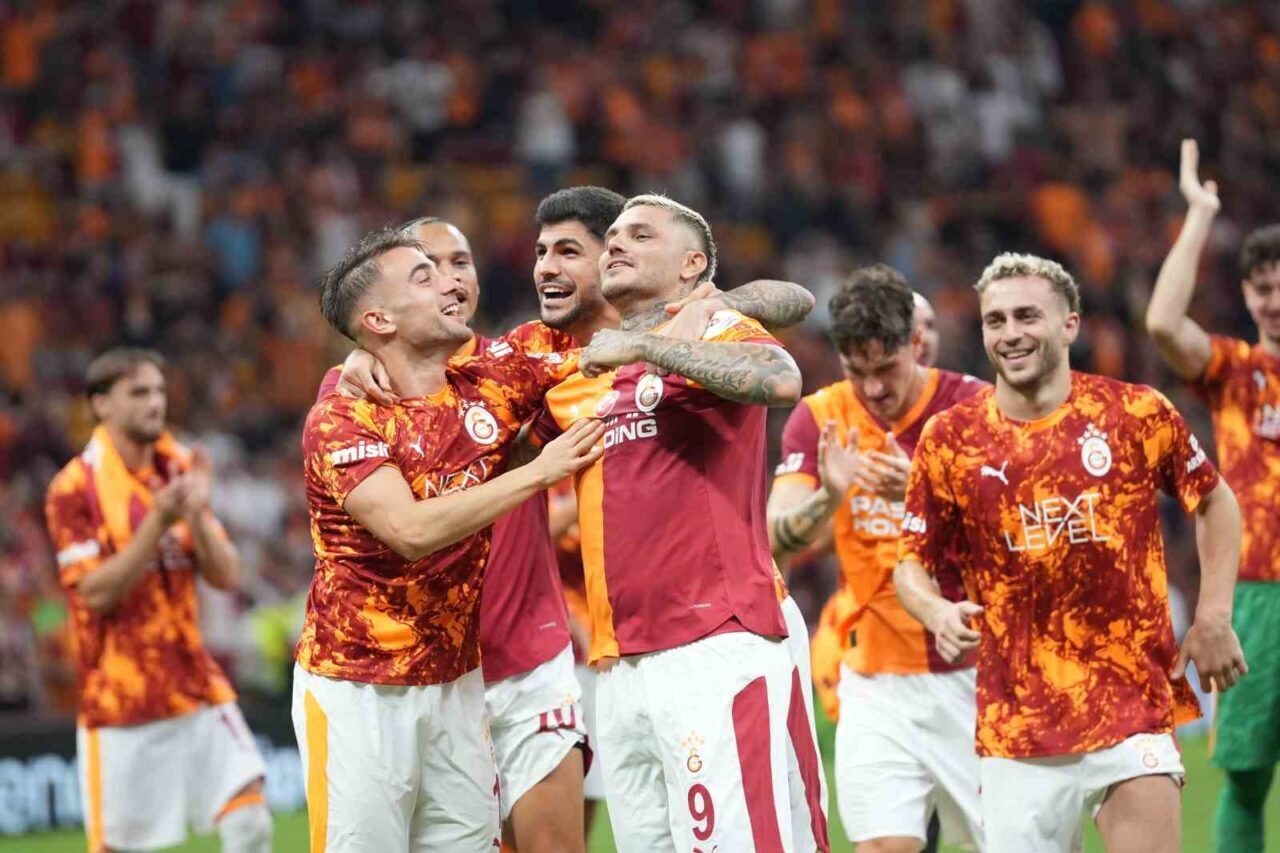 Galatasaray, Fatih Karagümrük galibiyetiyle resmi maçlardaki galibiyet serisini 13 maça