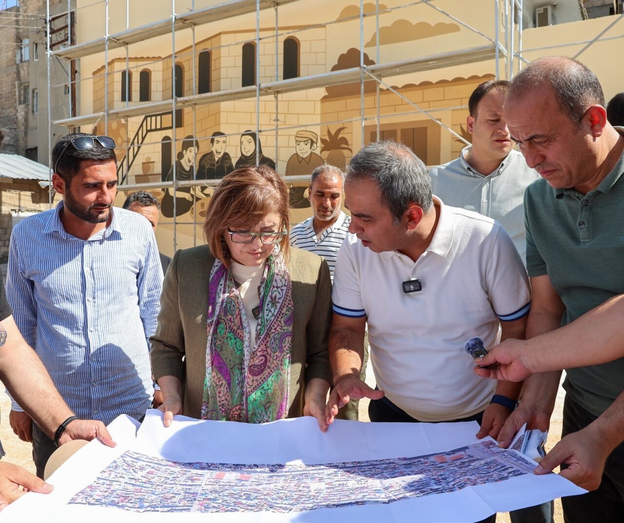 Gaziantep Büyükşehir Belediyesi’nin Şahinbey ilçesi Şanlıdere Caddesi’nde yaşanan trafik tıkanıklığına