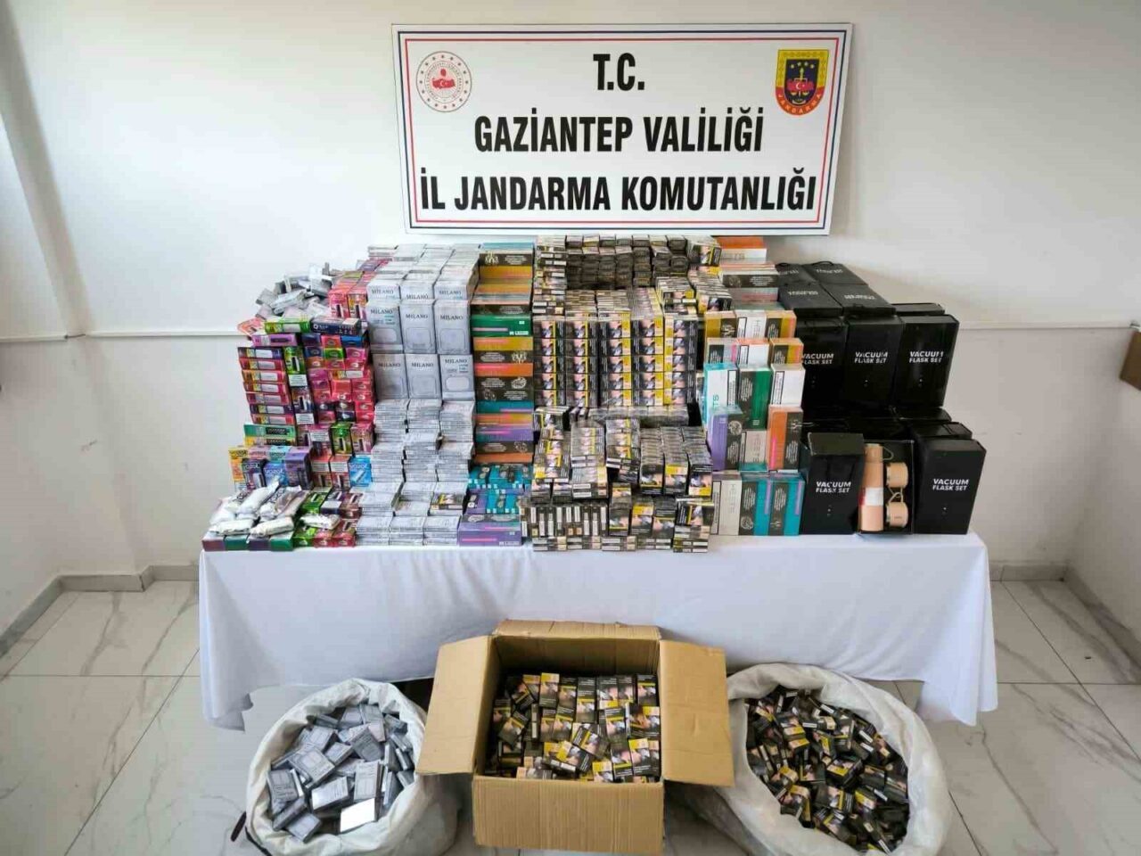 Gaziantep’te jandarma ekiplerinin uyuşturucu ve kaçakçılık olaylarına yönelik Temmuz ayında