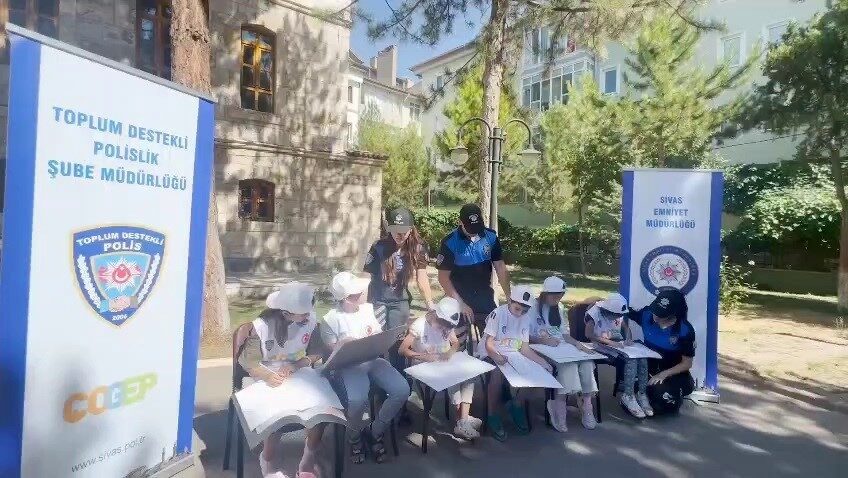 Sivas İl Emniyet Müdürlüğü, çocukların ve gençlerin gelişimini desteklemek amacıyla