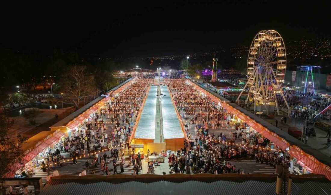 Kahramanmaraş Büyükşehir Belediyesinin Geleneksel Ağustos Fuarı’nda heyecan ve ziyaretçi ilgisi