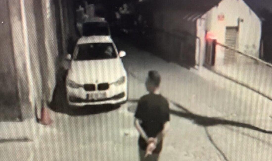 Muğla’nın Menteşe ilçesinde 27 yaşındaki bir kadın gece yarısı çatı