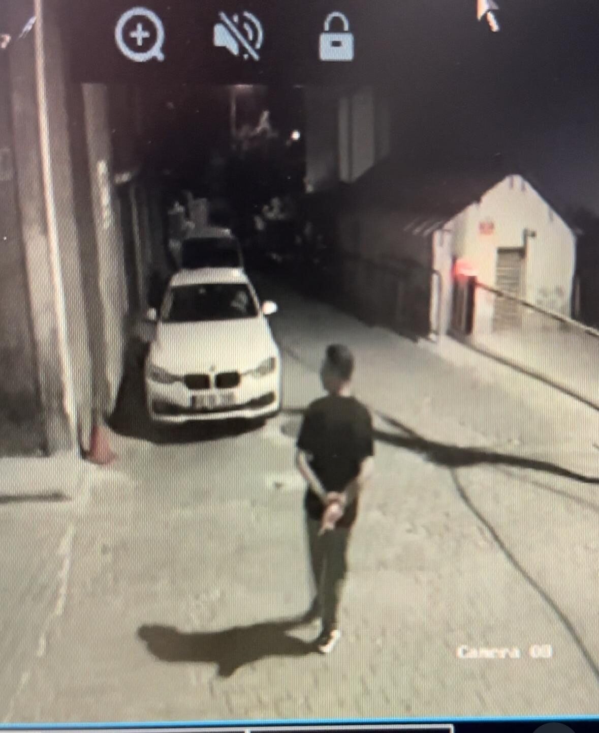 Muğla’nın Menteşe ilçesinde 27 yaşındaki bir kadın gece yarısı çatı