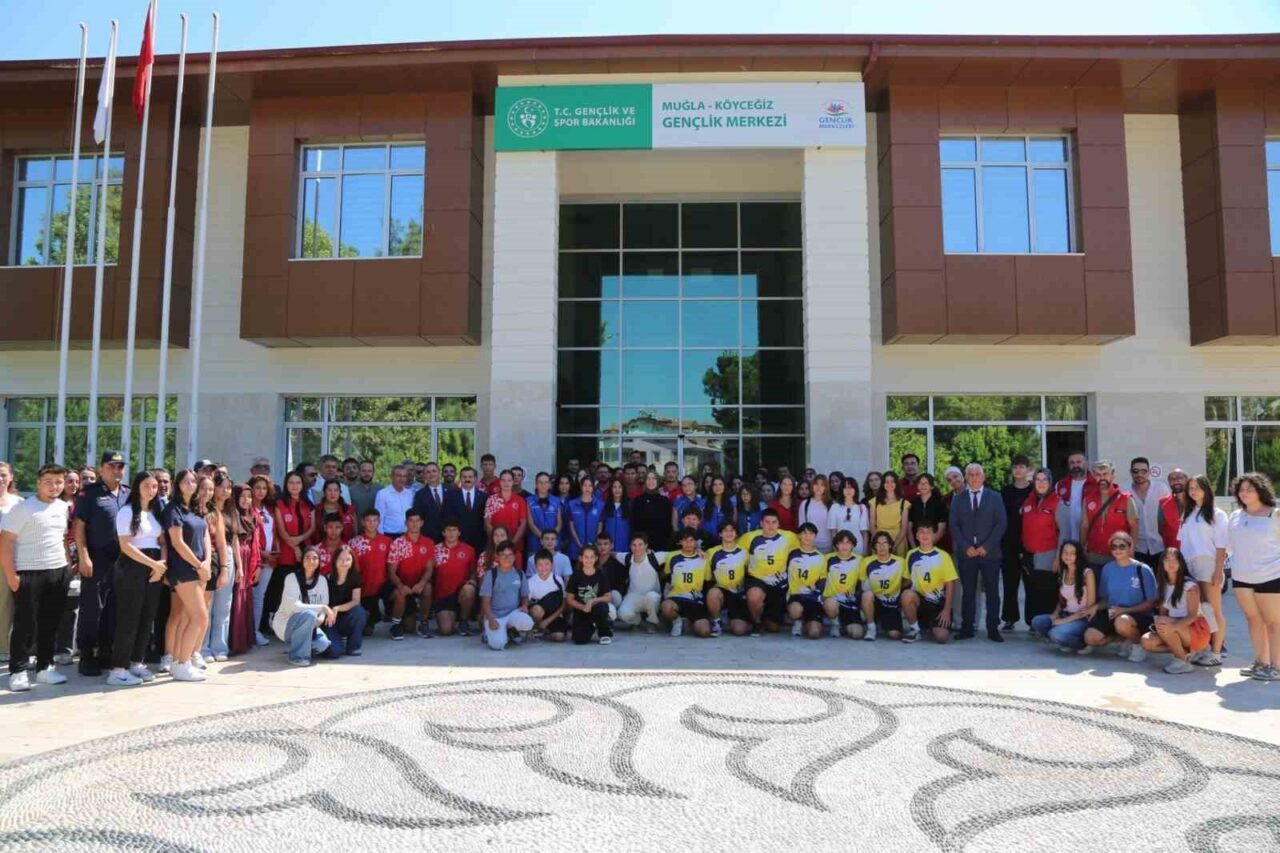 Gençlik ve Spor Bakan Yardımcısı Av. Doç. Dr. Safa Koçoğlu,