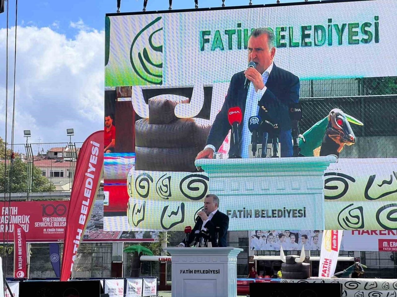 Gençlik ve Spor Bakanı Osman Aşkın Bak, Fatih Belediyesi’nin düzenlediği