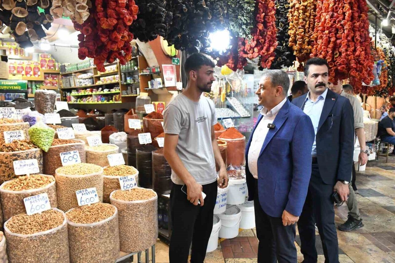Şanlıurfa Valisi Hasan Şıldak, yerli ve yabancı turistlerin yoğun olarak