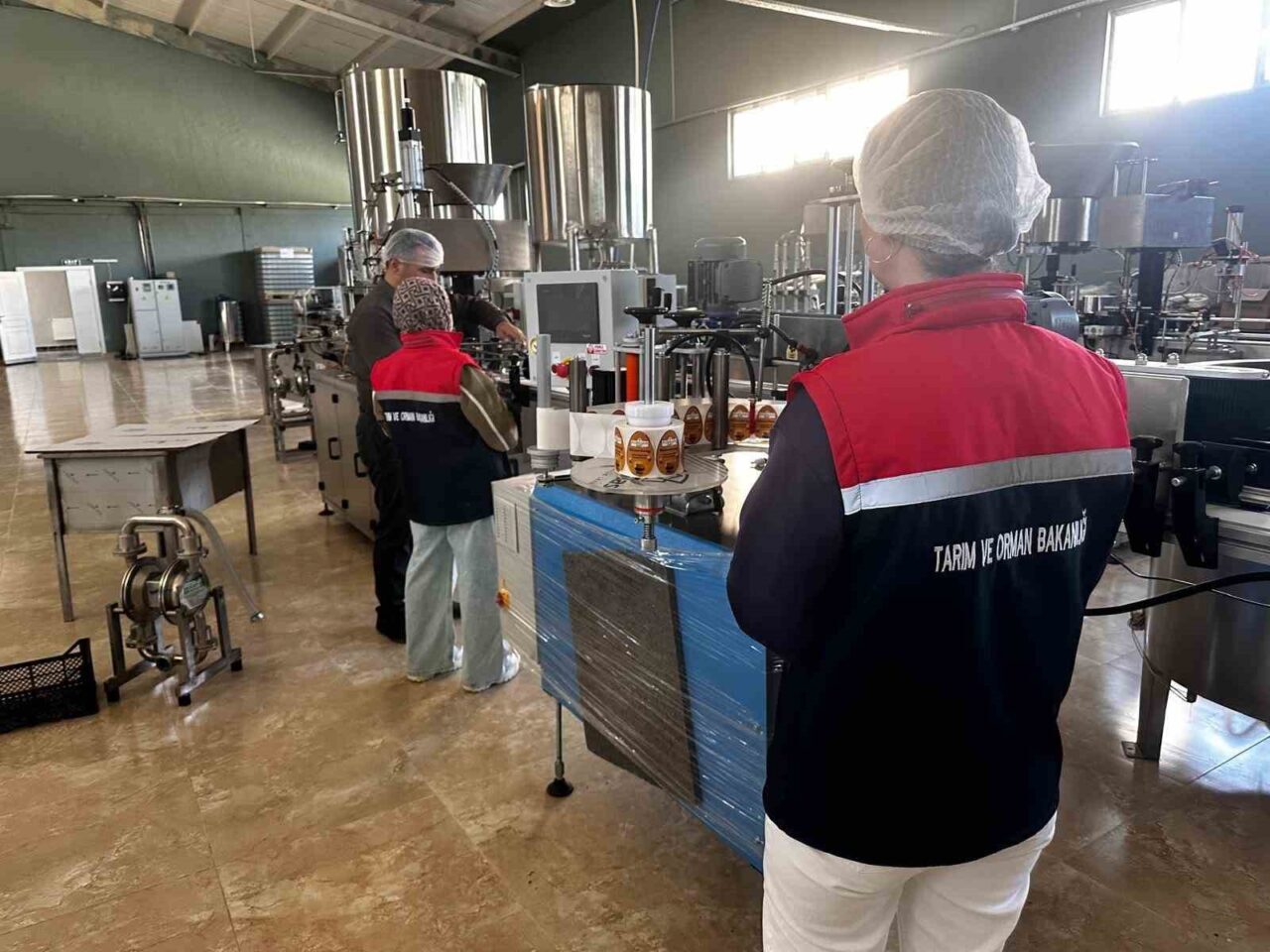 Erzurum’da gıda satışı yapan işyerlerine yönetim denetimler tüm hızıyla devam