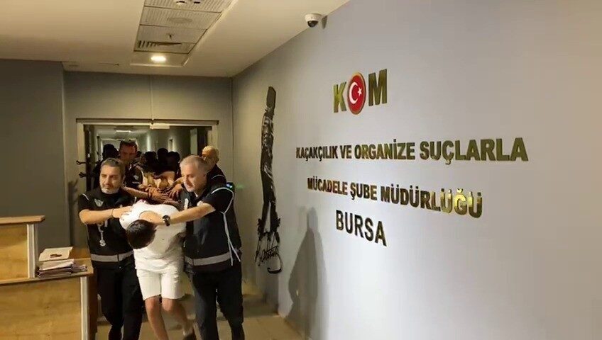 Interpol tarafından aranan suç örgütü lideri Kenan Özcan’ın da bulunduğu