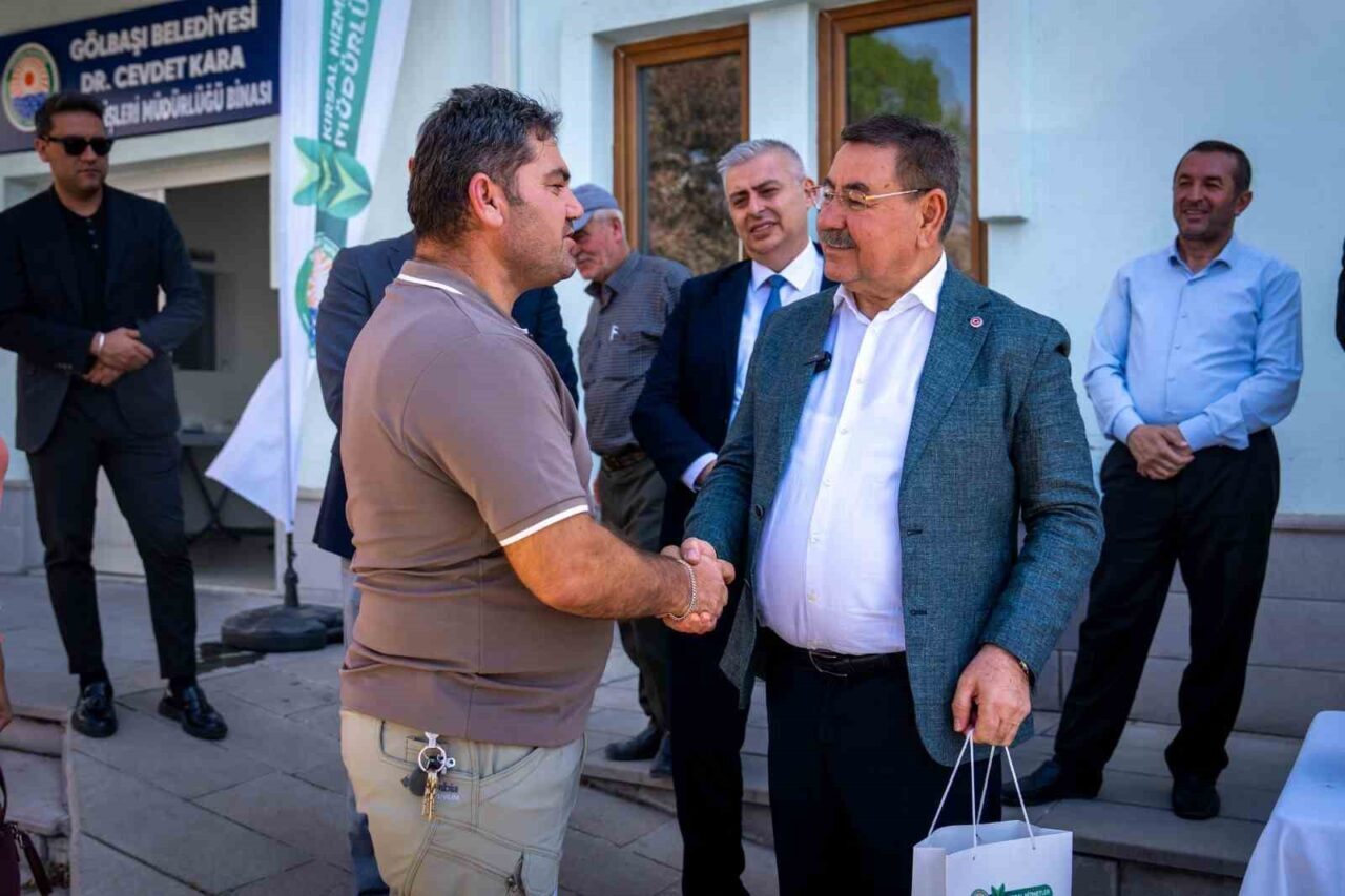 Gölbaşı Belediyesi ‘Karabuğday Ekimi Projesi’ kapsamında elde ettiği glütensiz unları,