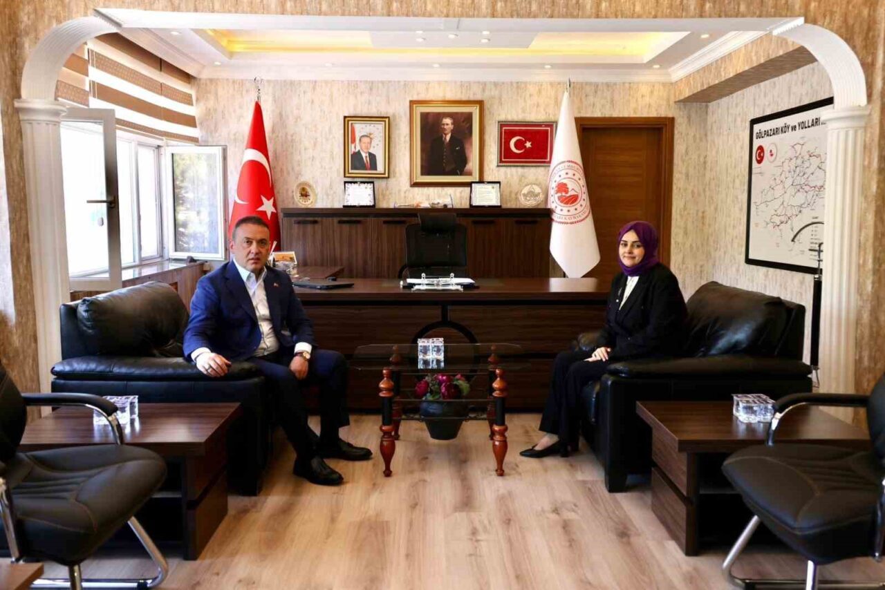 Bilecik Valisi Faik Oktay Sözer, Gölpazarı Kaymakam Feyza Nur Kılıç’ı