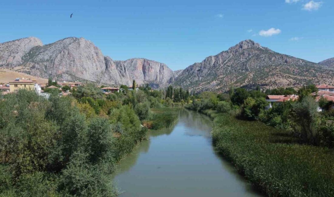 Yozgat’ta bulunan ve görüntüsü ile hayran bırakan Kazankaya Kanyonu, ziyaretçilerini