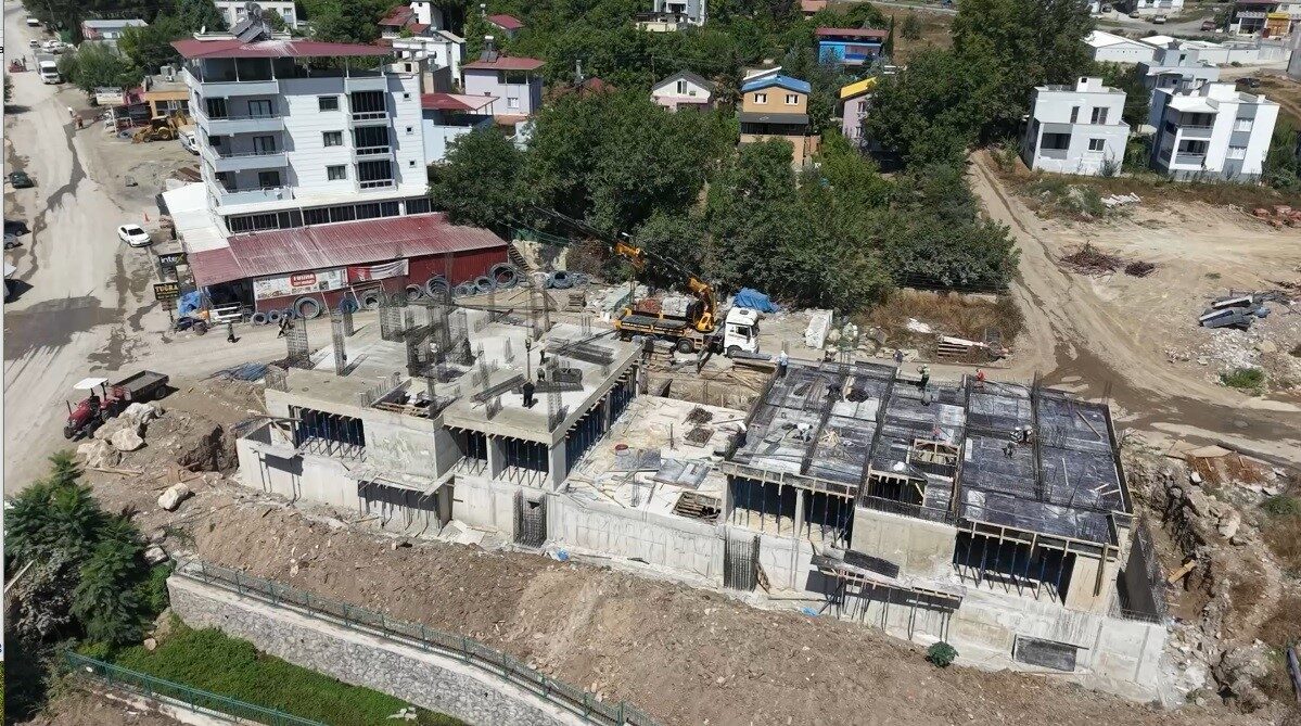 Kahramanmaraş merkezli depremlerden etkilenen Osmaniye’nin Hasanbeyli ilçesinde, rezerv alanı ilan