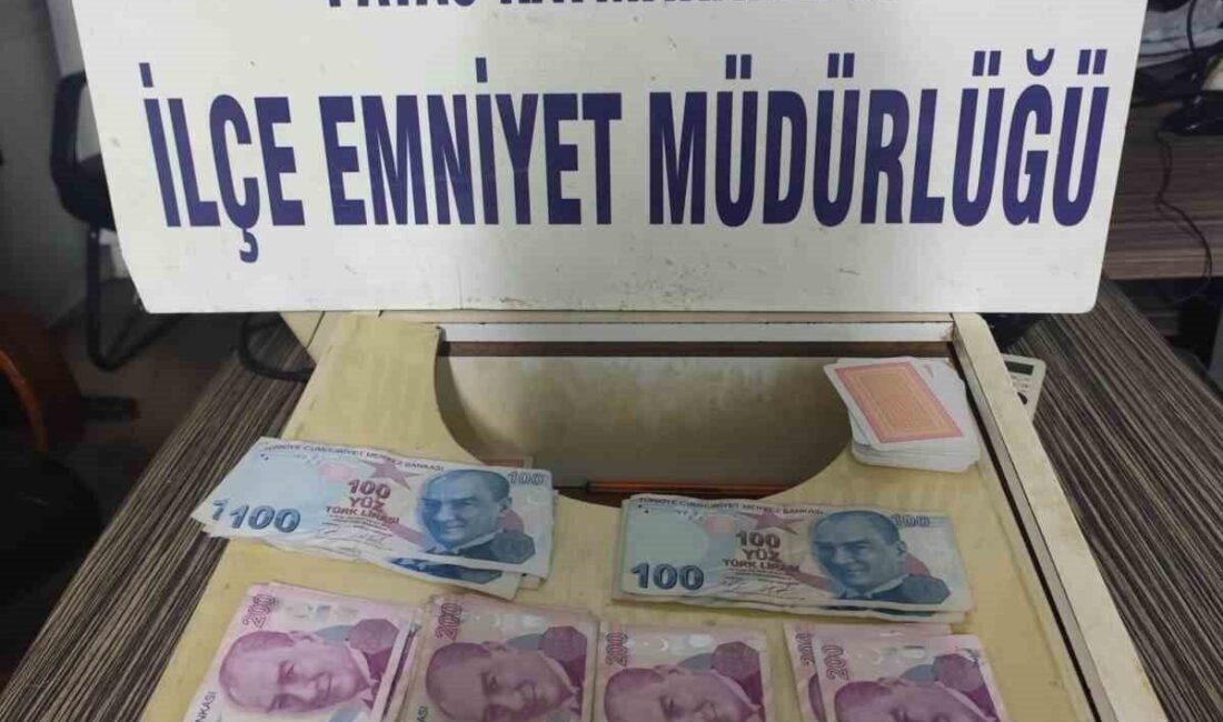 Hatay’ın Payas ilçesinde bir iş yerine yapılan baskında 2 bin