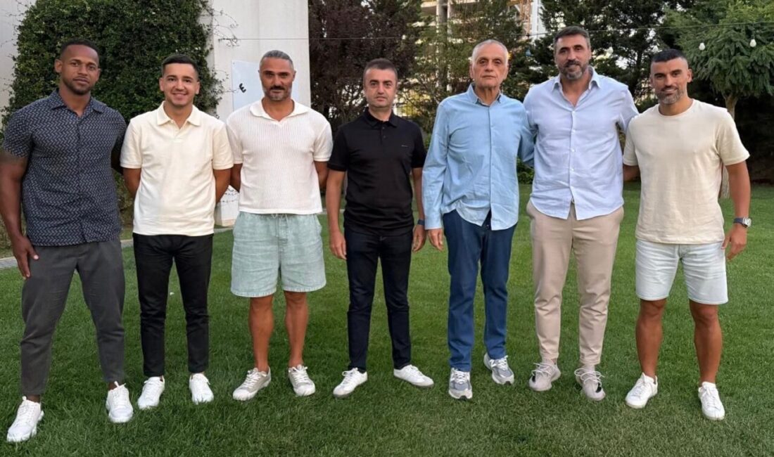 Trendyol 1. Lig ekiplerinden Hatayspor, Teknik Direktör Murat Şahin ile