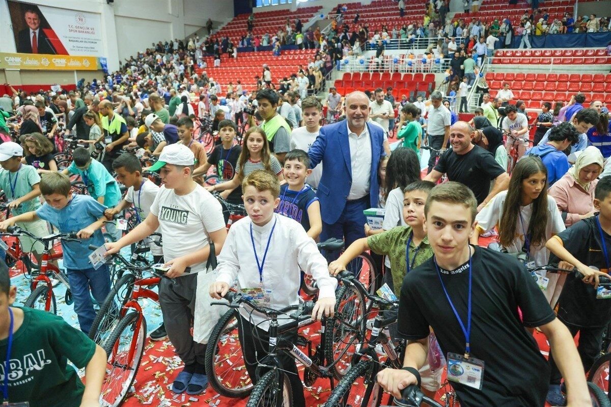 Samsun’un Canik Belediye Başkanı İbrahim Sandıkçı, tüm vatandaşları 21 Ağustos