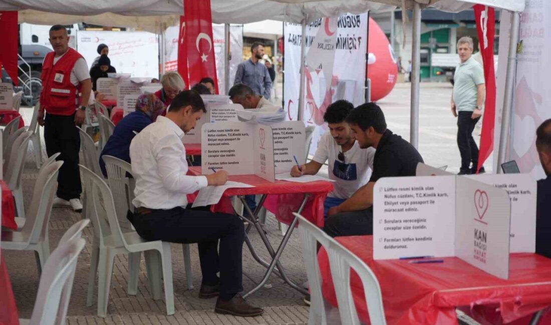Samsun’da başlatılan “Birbirimize Candan Bağlıyız, Hedef 1919 Kan Bağışı Kampanyası”nın