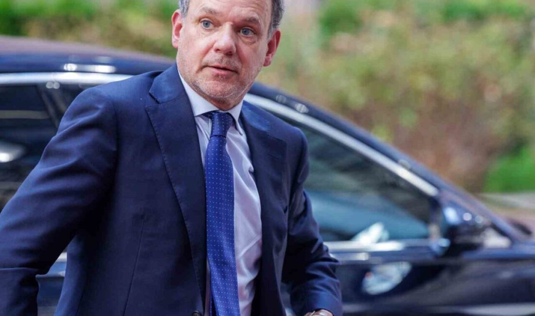 Hollanda Dışişleri Bakanı Caspar Veldkamp, İsrail hükümetinin Gazze’yi işgal planının