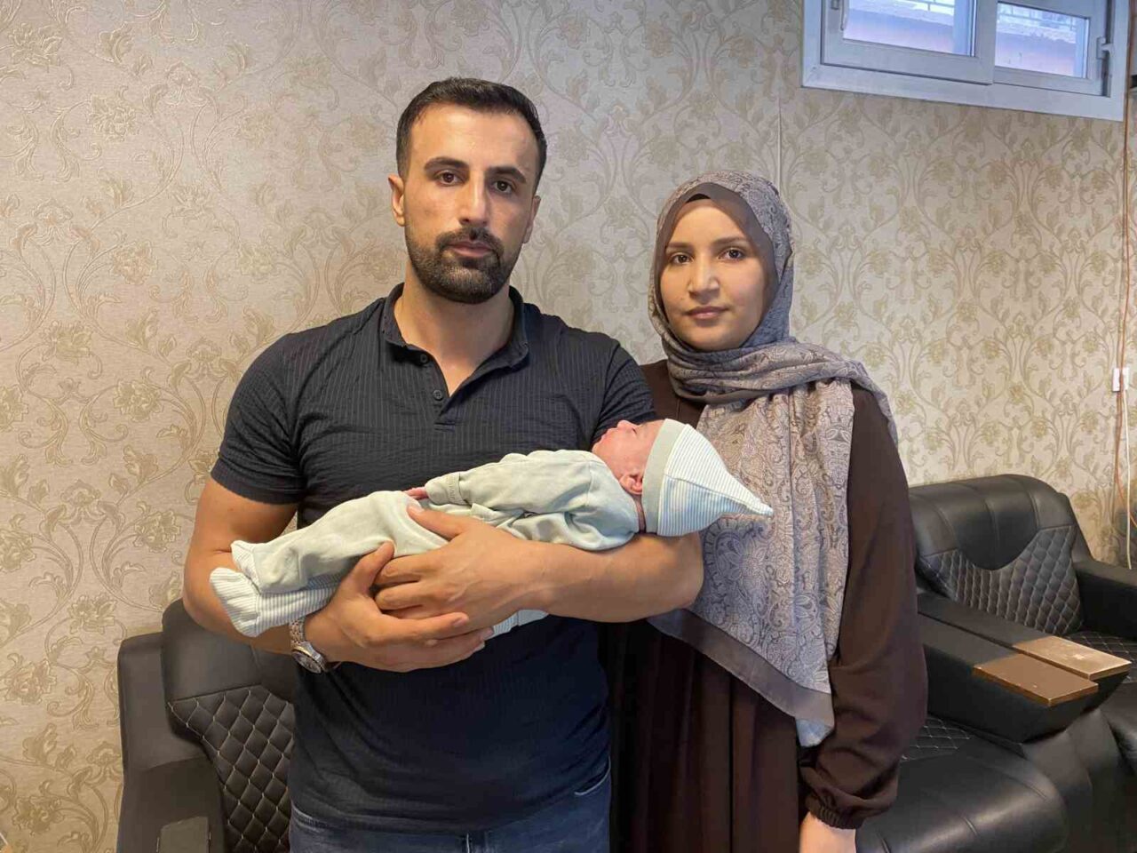 Mersin’de bir aile, ilk çocuklarında yaşadıkları ölümle biten acı nedeniyle