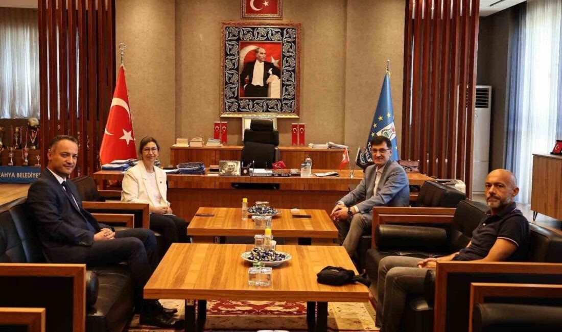 İLBANK Eskişehir Bölge Müdürü Meral Emel, Kütahya Belediye Başkanı Eyüp