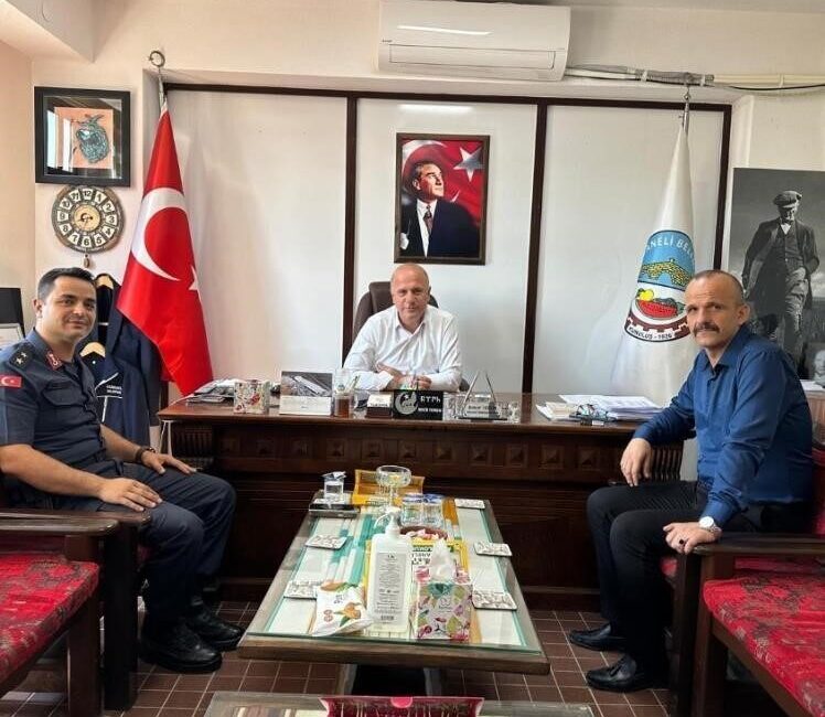 Osmaneli İlçesinde yeni göreve başlayan İlçe Jandarma Komutanı Kıdemli Üsteğmen