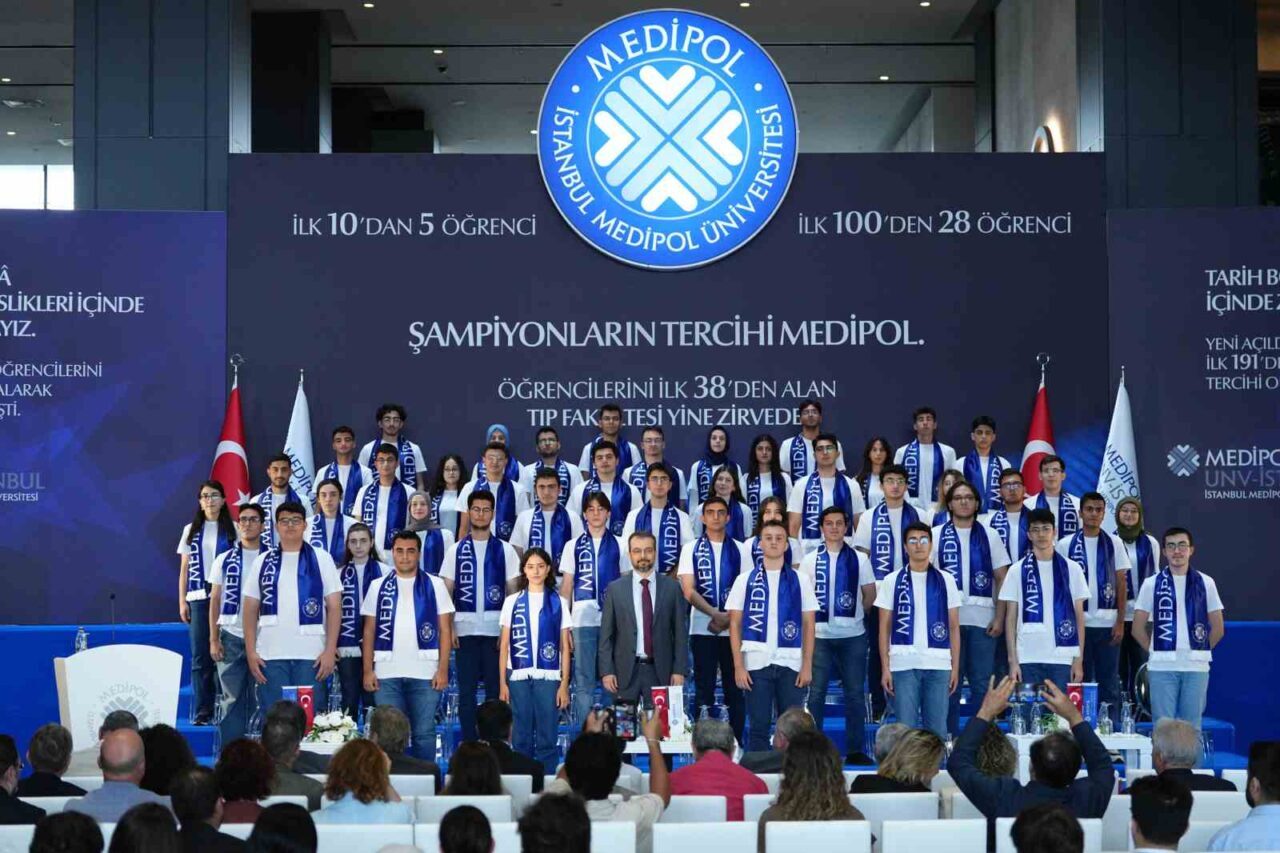 İstanbul Medipol Üniversitesi, 2025 YKS’de ilk 10’da 5, ilk 100’de