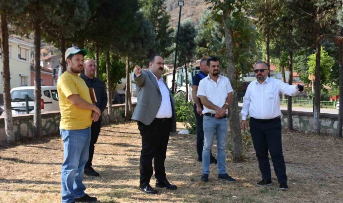 İnönü Belediyesi ilçeye yeni parklar kazandırırken, mevcut parkları da yenileme
