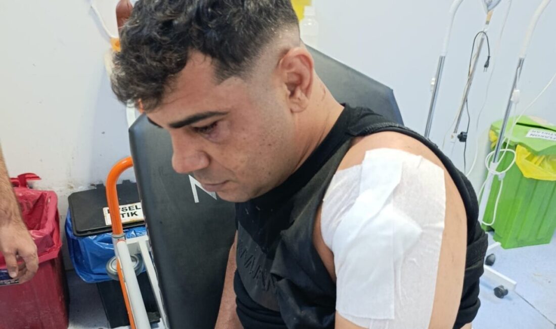 Malatya’da bir genç, iş görüşmesi için gittiği alışveriş merkezinin otoparkında