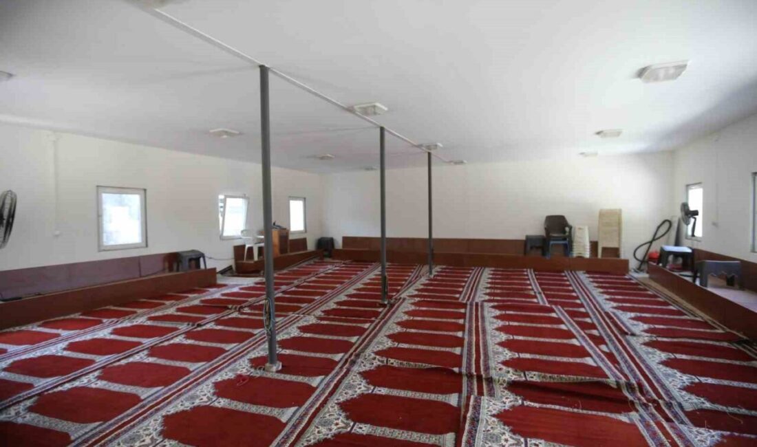 Gaziantep Büyükşehir Belediyesi öncülüğünde İslahiye ilçesindeki konteyner kentlerde bulunan sosyal