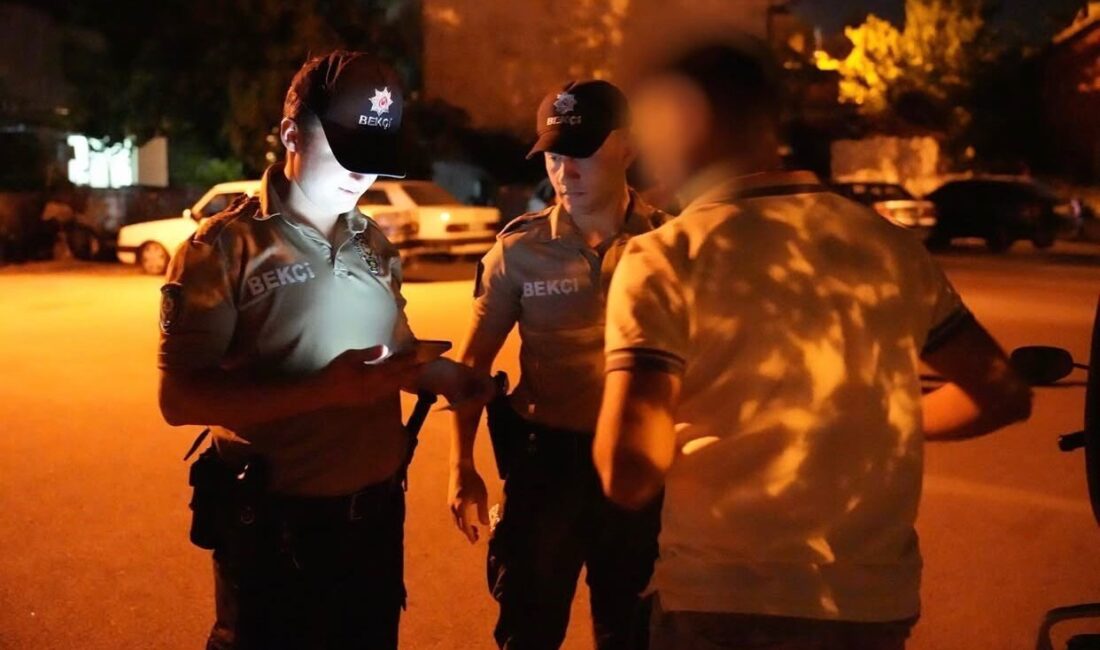 Isparta İl Emniyet Müdürlüğü ekipleri, kent genelindeki park, bahçe ve