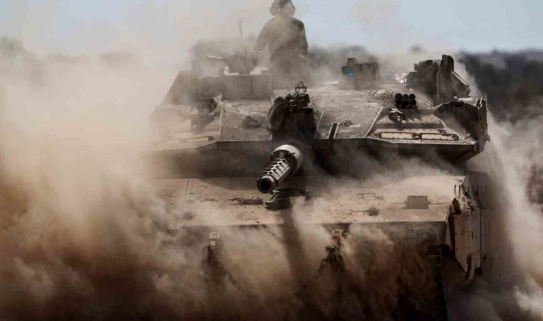 İsrail Ordu Sözcüsü Effie Defrin, İsrail ordusunun Gazze Şehri’ne yönelik