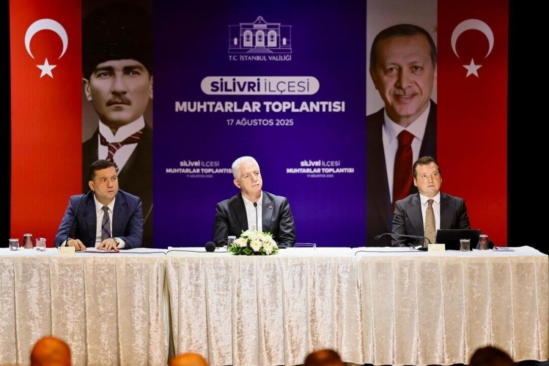İstanbul Valiliği ve Silivri Belediyesi tarafından düzenlenen muhtarlar toplantısında mahallelerin
