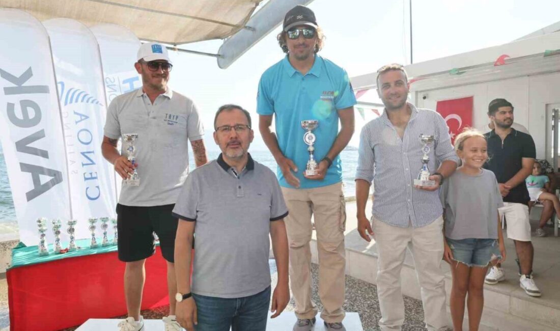 Karşıyaka Yelken Kulübü ev sahipliğinde düzenlenen 2025 ILCA Master Türkiye