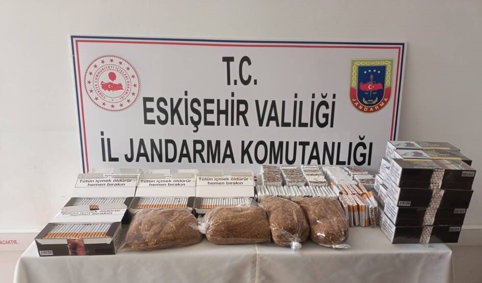 Eskişehir’de jandarma ekipleri tarafından düzenlenen operasyonda, 2 kilogram açık kıyılmış