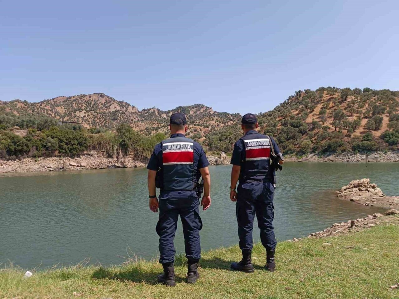 Aydın’da jandarma ekipleri, sulak alanlarda meydana gelebilecek boğulma olaylarının önlenmesi