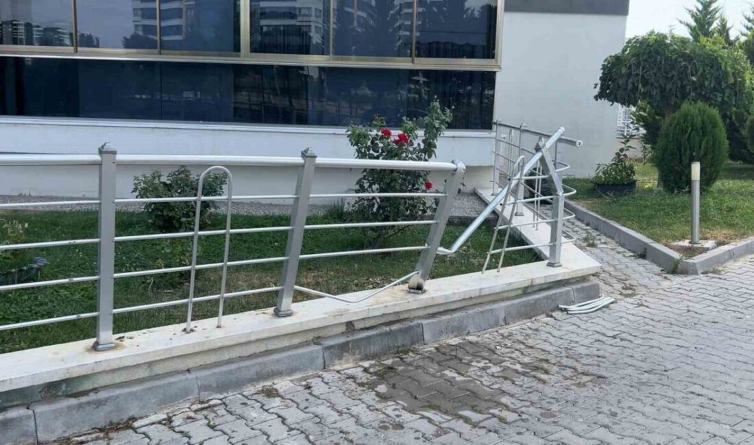 Ankara’da ’Jrokez’ lakabıyla bilinen yayıncı Oğuzhan Dalgakıran 12. kattaki evinin