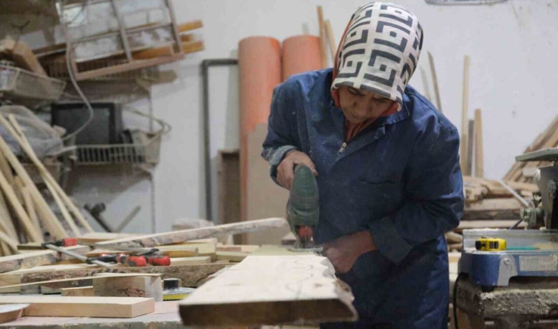 Erzincan’da 15 yıl önce kendi imkânıyla kurduğu işletmesinde sedir, şark