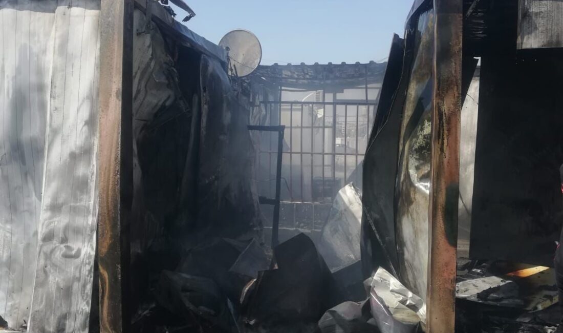 Kahramanmaraş’ta konteyner kentte çıkan yangın, ekiplerin müdahalesi ile söndürüldü. Yangın,