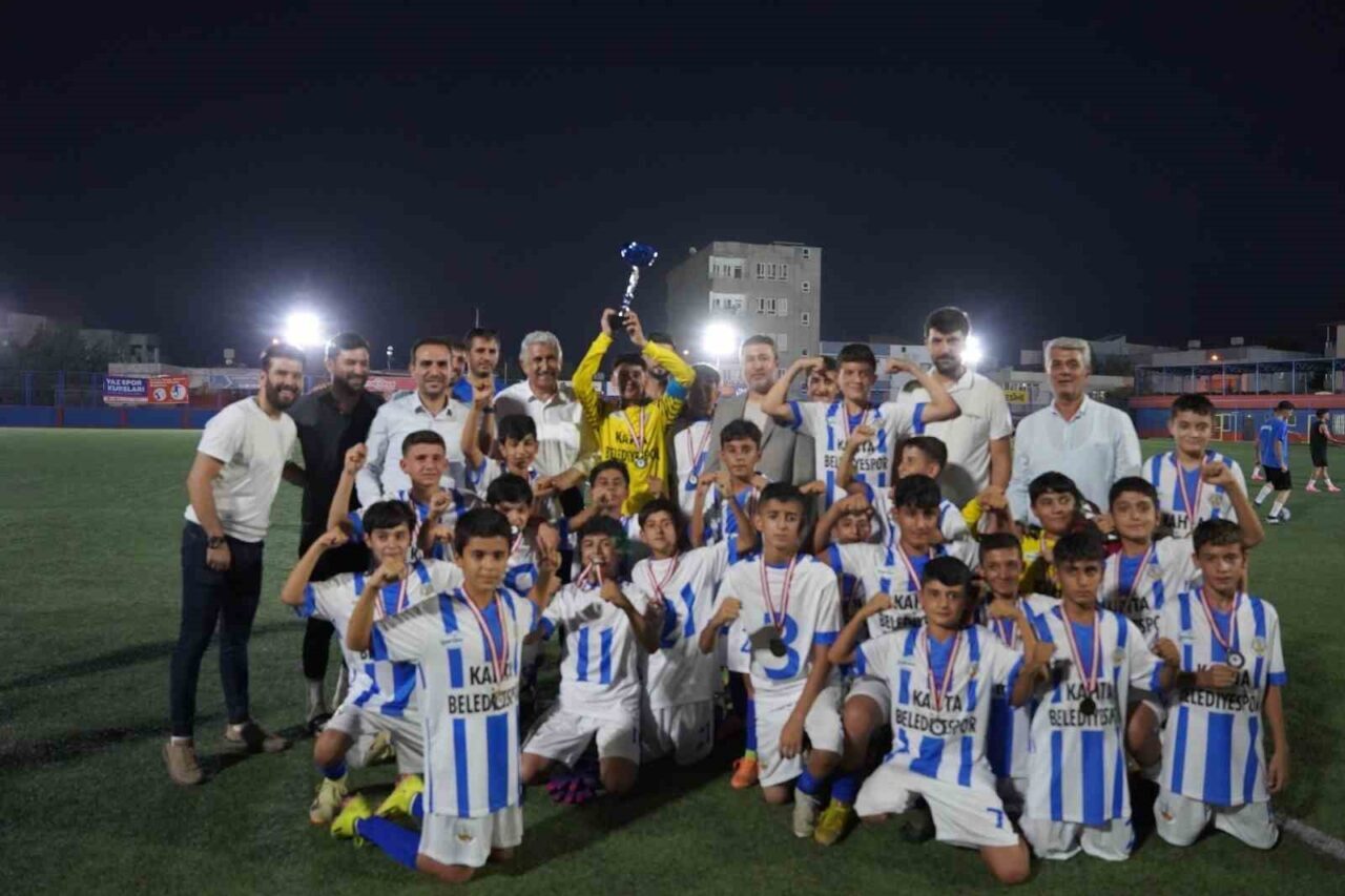 U-13 Adıyaman Bölgesi finalinde Kahta Belediyespor, güçlü rakibi Adıyaman Saray