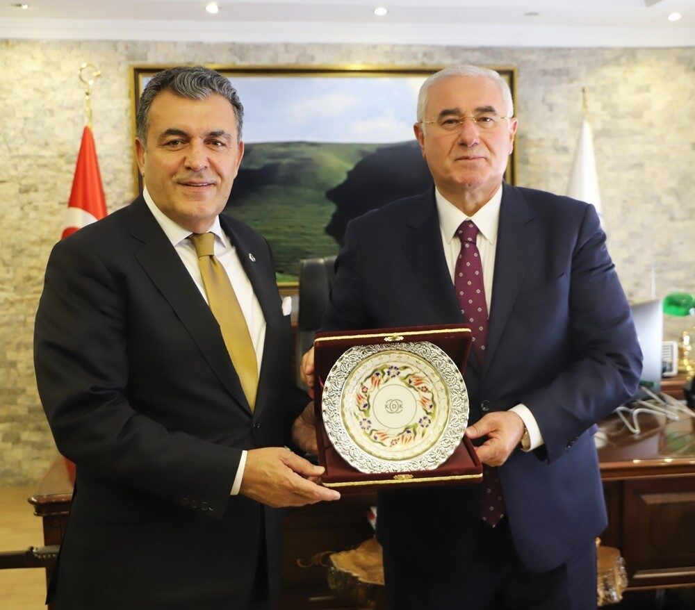 TBMM Kamu Başdenetçisi Mehmet Akarca, Ardahan Belediye Başkan Faruk Demir’i